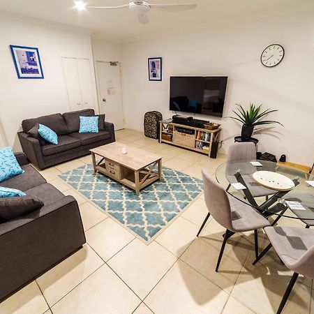 Coolum Beach Resort Exterior photo